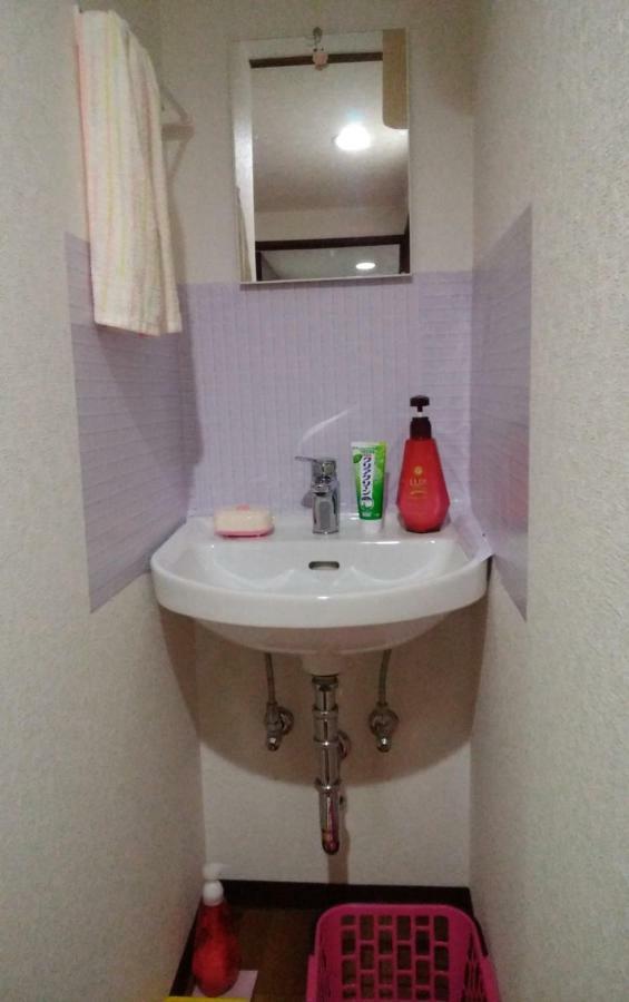 Fukuokakoryou Guesthouse Фукуока Екстериор снимка
